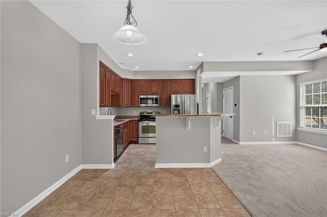 501 Alexia LN, Yorktown, VA 23690