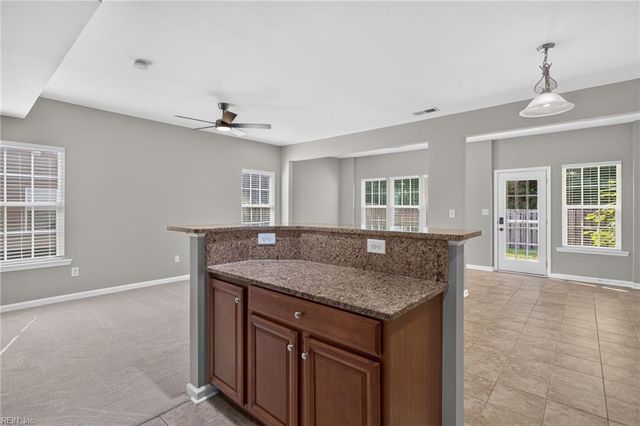 501 Alexia LN, Yorktown, VA 23690