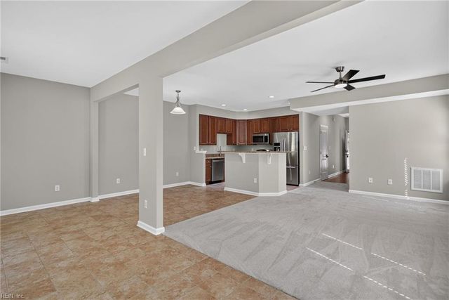 501 Alexia LN, Yorktown, VA 23690