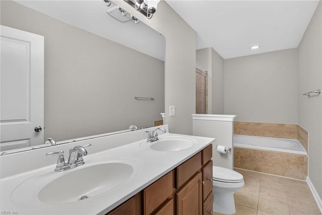 501 Alexia LN, Yorktown, VA 23690