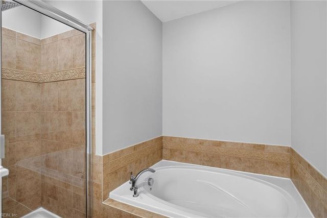 501 Alexia LN, Yorktown, VA 23690