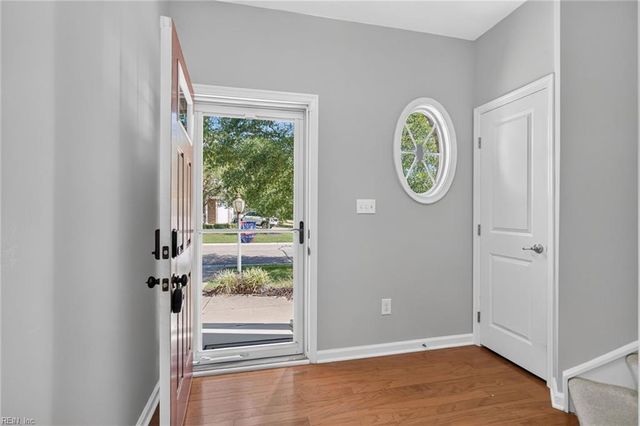 501 Alexia LN, Yorktown, VA 23690