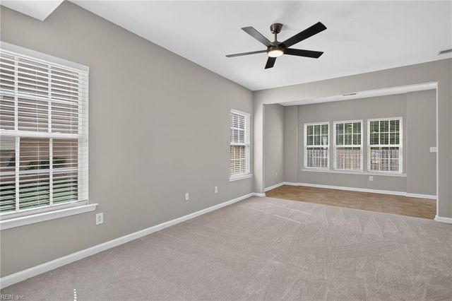 501 Alexia LN, Yorktown, VA 23690