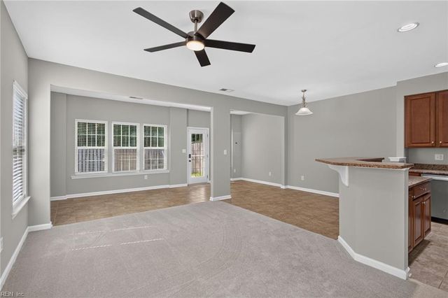 501 Alexia LN, Yorktown, VA 23690