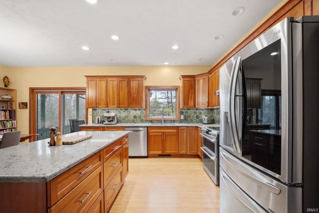 1238 Old Mill Lane, Lafayette, IN 47905