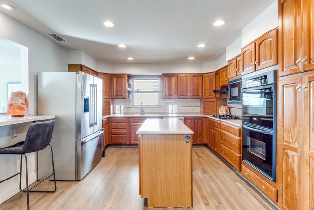 184 Classen Drive, Dallas, TX 75218