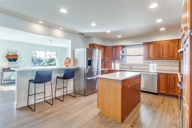 184 Classen Drive, Dallas, TX 75218