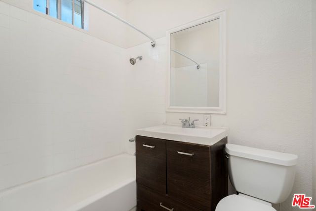 2440 Wabash Avenue, Los Angeles, CA 90033