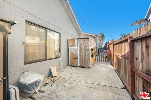 2440 Wabash Avenue, Los Angeles, CA 90033