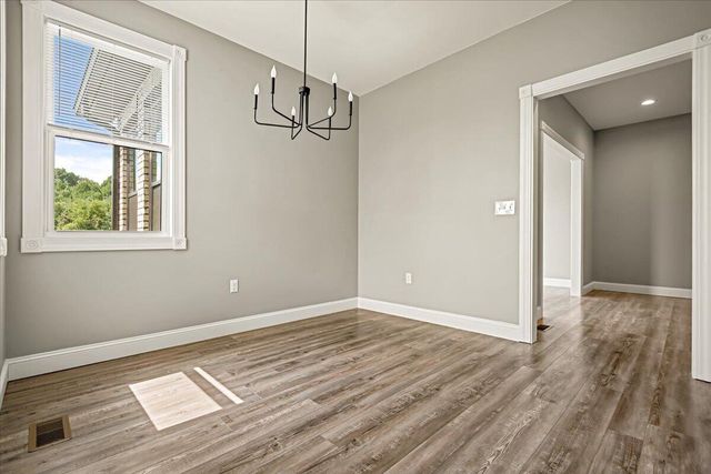 43 Cedar Ridge Drive, London, KY 40744