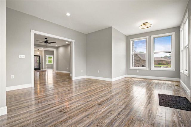 43 Cedar Ridge Drive, London, KY 40744