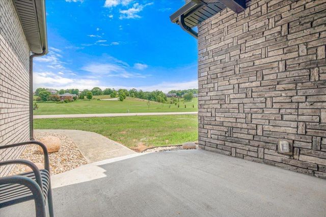 43 Cedar Ridge Drive, London, KY 40744