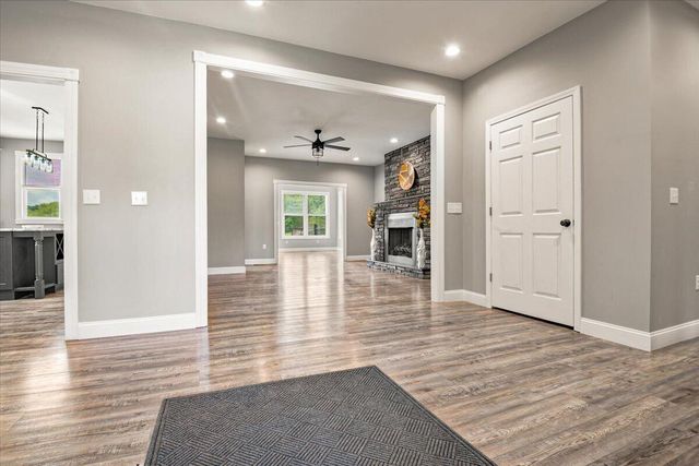 43 Cedar Ridge Drive, London, KY 40744