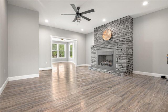 43 Cedar Ridge Drive, London, KY 40744