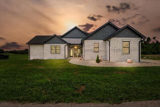 43 Cedar Ridge Drive, London, KY 40744