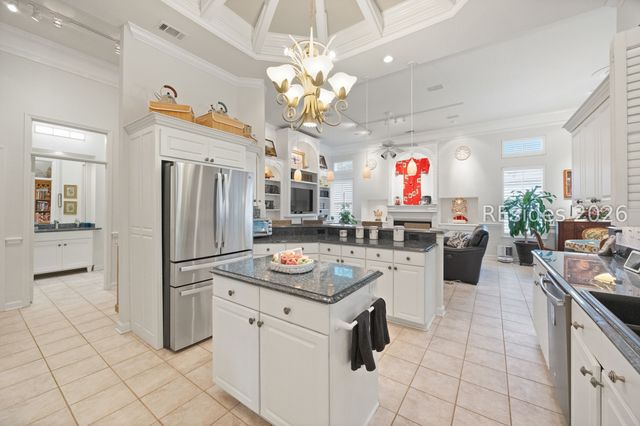 127 Robert E Lee Ln, Bluffton, SC 29909