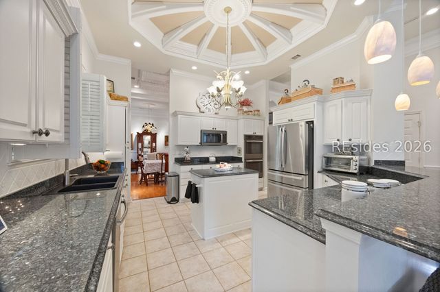 127 Robert E Lee Ln, Bluffton, SC 29909