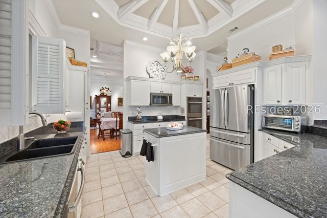 127 Robert E Lee Ln, Bluffton, SC 29909