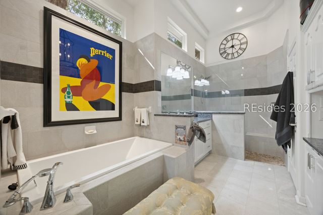 127 Robert E Lee Ln, Bluffton, SC 29909