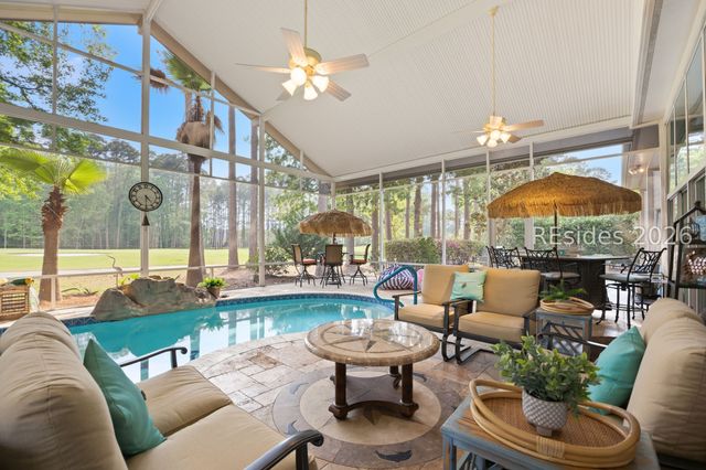 127 Robert E Lee Ln, Bluffton, SC 29909