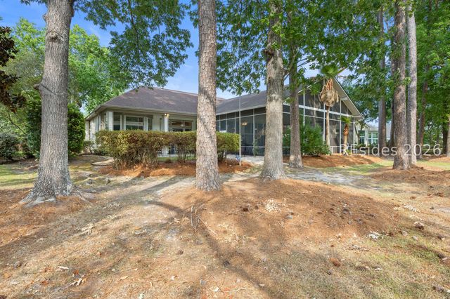 127 Robert E Lee Ln, Bluffton, SC 29909