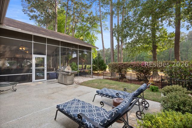 127 Robert E Lee Ln, Bluffton, SC 29909