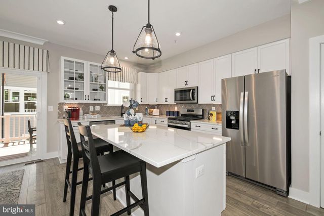 6 RIVERSIDE WHARF, Cambridge, MD 21613