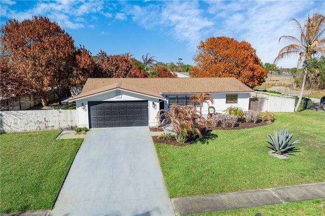 221 Caprol Lane, Sebastian, FL 32958