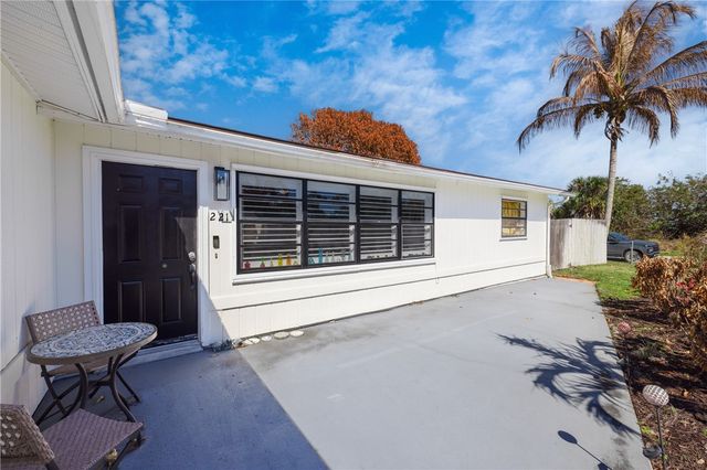221 Caprol Lane, Sebastian, FL 32958
