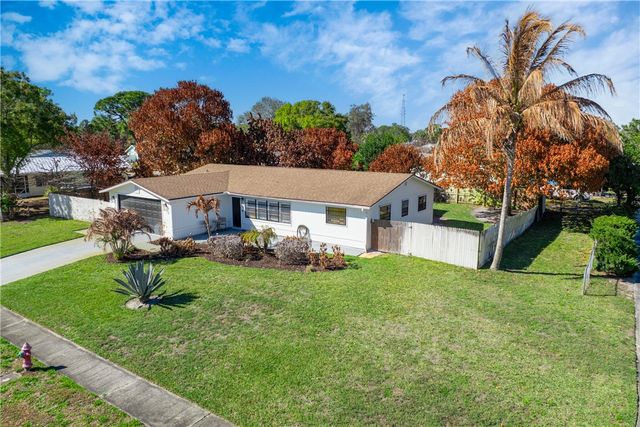 221 Caprol Lane, Sebastian, FL 32958