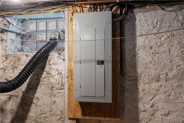 2960 Upper Mountain Road, Cambria, NY 14132