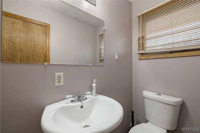 2960 Upper Mountain Road, Cambria, NY 14132