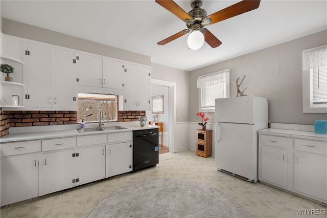 2960 Upper Mountain Road, Cambria, NY 14132