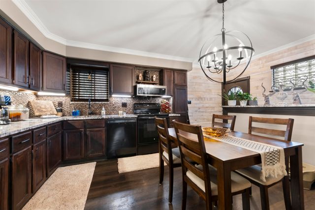 31819 Tanglewood Street, St Clair Shores, MI 48082