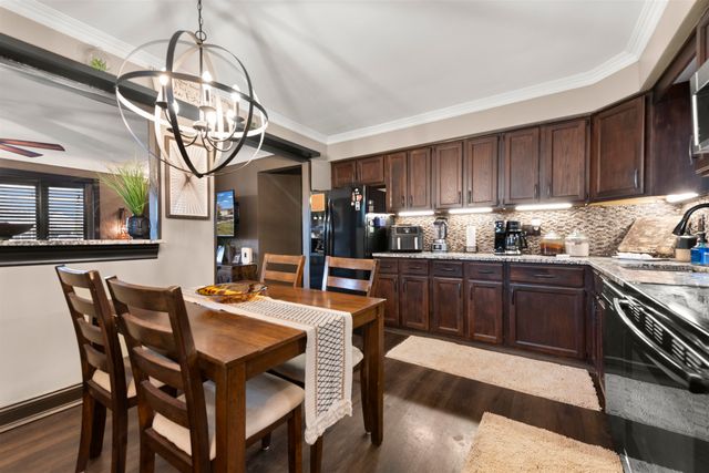 31819 Tanglewood Street, St Clair Shores, MI 48082