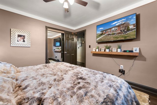 31819 Tanglewood Street, St Clair Shores, MI 48082