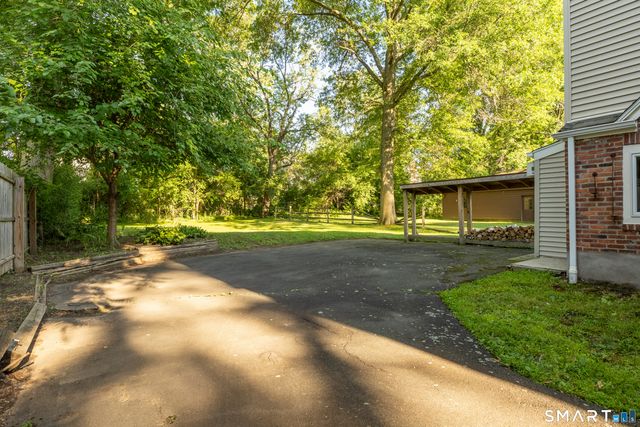 110 Foxcroft Road, West Hartford, CT 06119