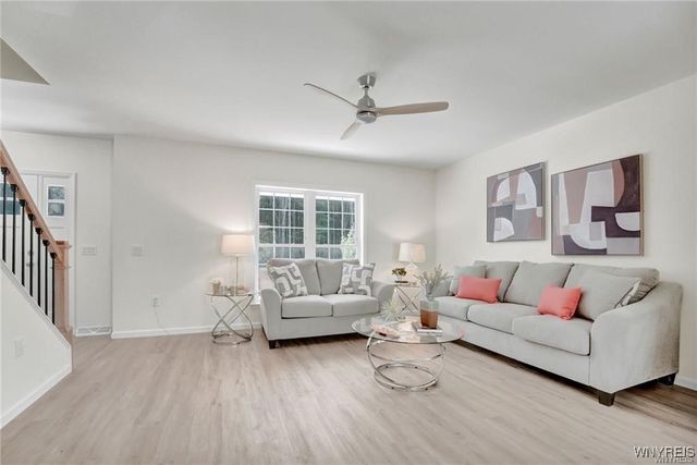 26 Rosalind Dr, Evans, NY 14006