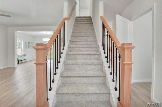 26 Rosalind Dr, Evans, NY 14006