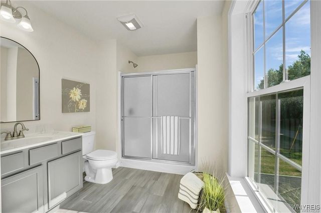 26 Rosalind Dr, Evans, NY 14006