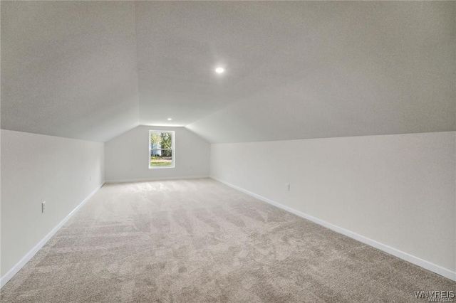 26 Rosalind Dr, Evans, NY 14006