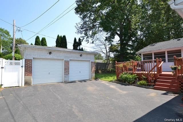 348 Town Line Road, Commack, NY 11725