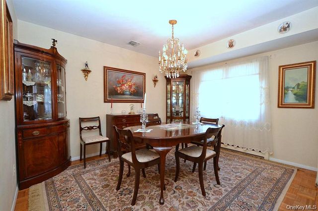 348 Town Line Road, Commack, NY 11725