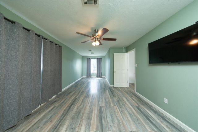 11003 Kirkmead Drive, Houston, TX 77089
