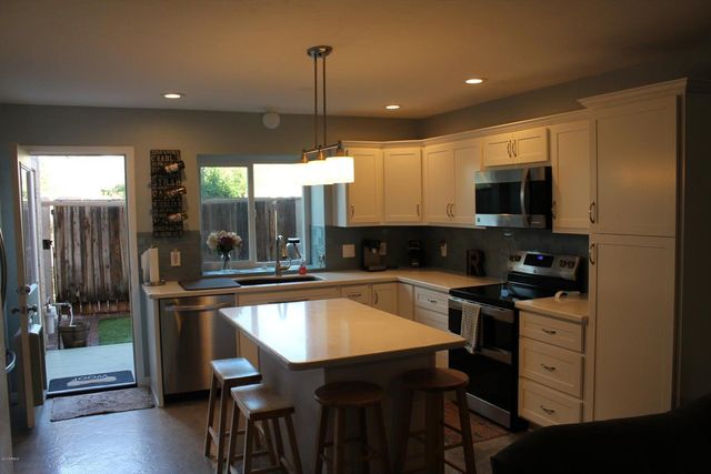 4901 E Kelton Lane Unit 1013, Scottsdale, AZ 85254