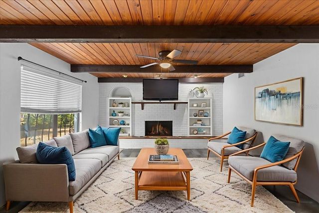 155 S COURT STREET, Bronson, FL 32621