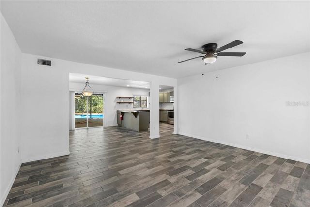 155 S COURT STREET, Bronson, FL 32621