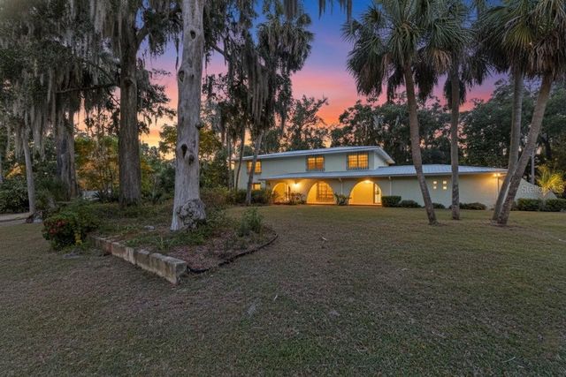 155 S COURT STREET, Bronson, FL 32621