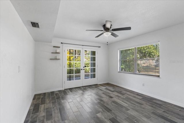 155 S COURT STREET, Bronson, FL 32621