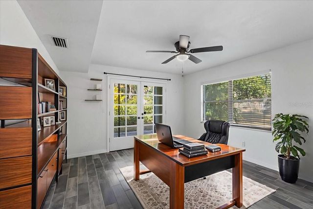 155 S COURT STREET, Bronson, FL 32621